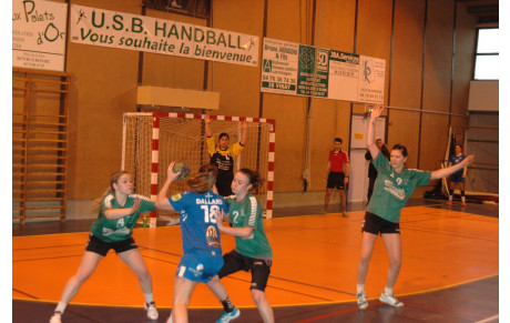 VOTEZ POUR NOS SENIORS FILLES