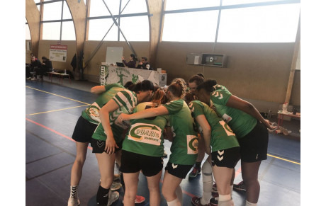 Les filles mettent un point final à la saison